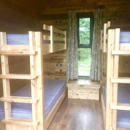 Campsite Cedar Camping Pod Great Ayton